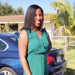 Meet your Posher, Nancy